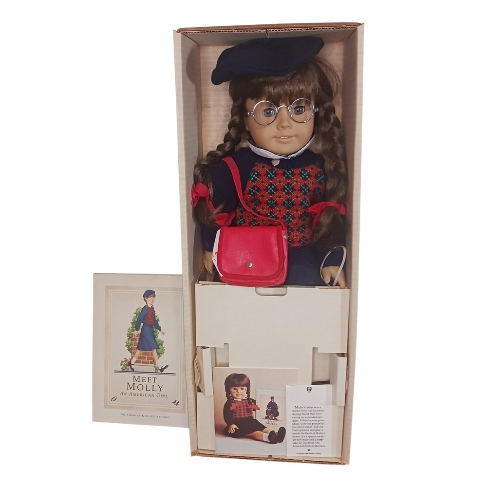 Vintage Pleasant Company White Body Molly Doll Original Box Meet Accessories